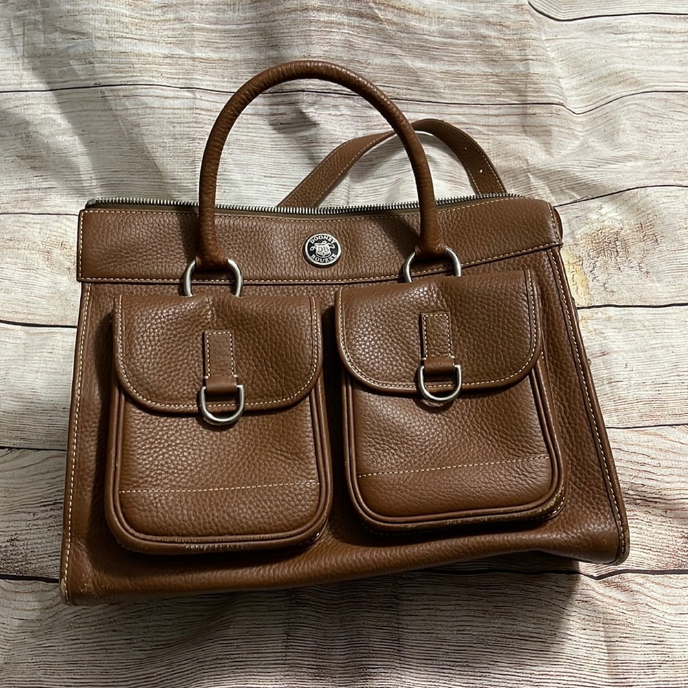 Dooney and Bourke classic doctor satchel with Crossbody strap